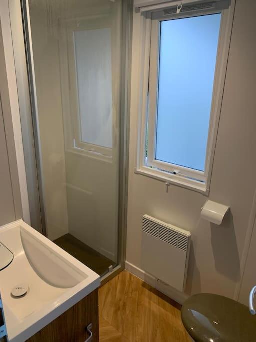 Chalet Gezellig In Het Mooie Zeeland - *